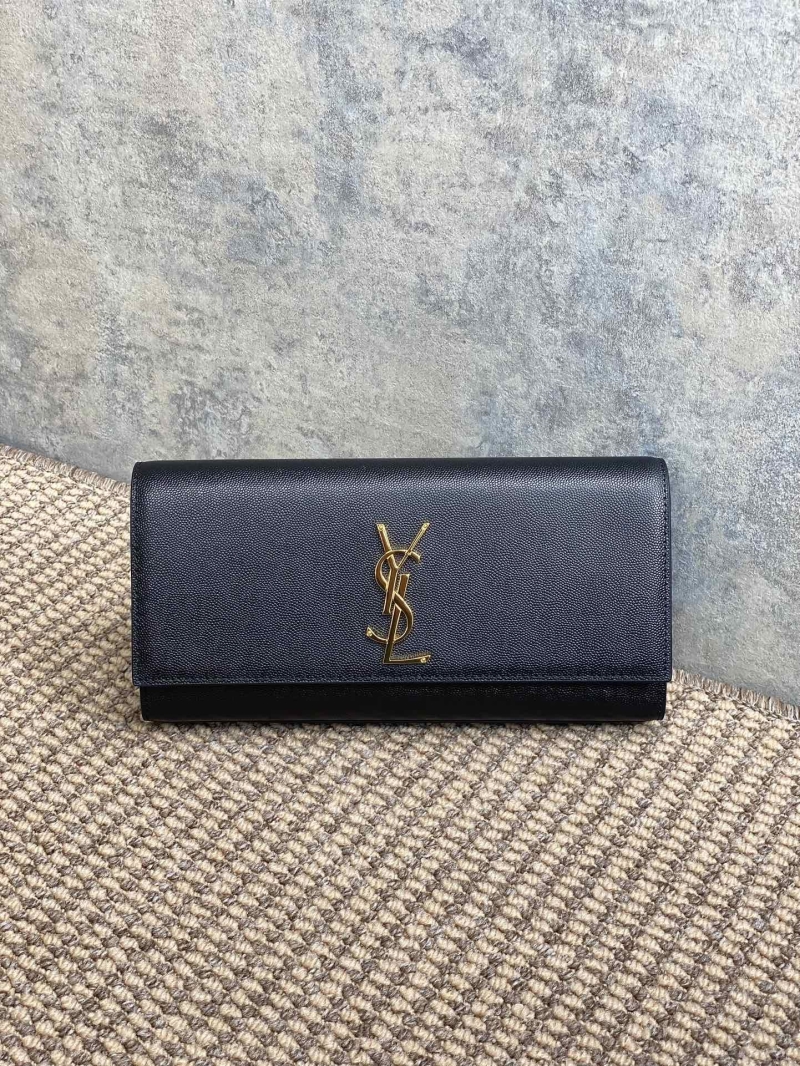 Y51 clutch bags